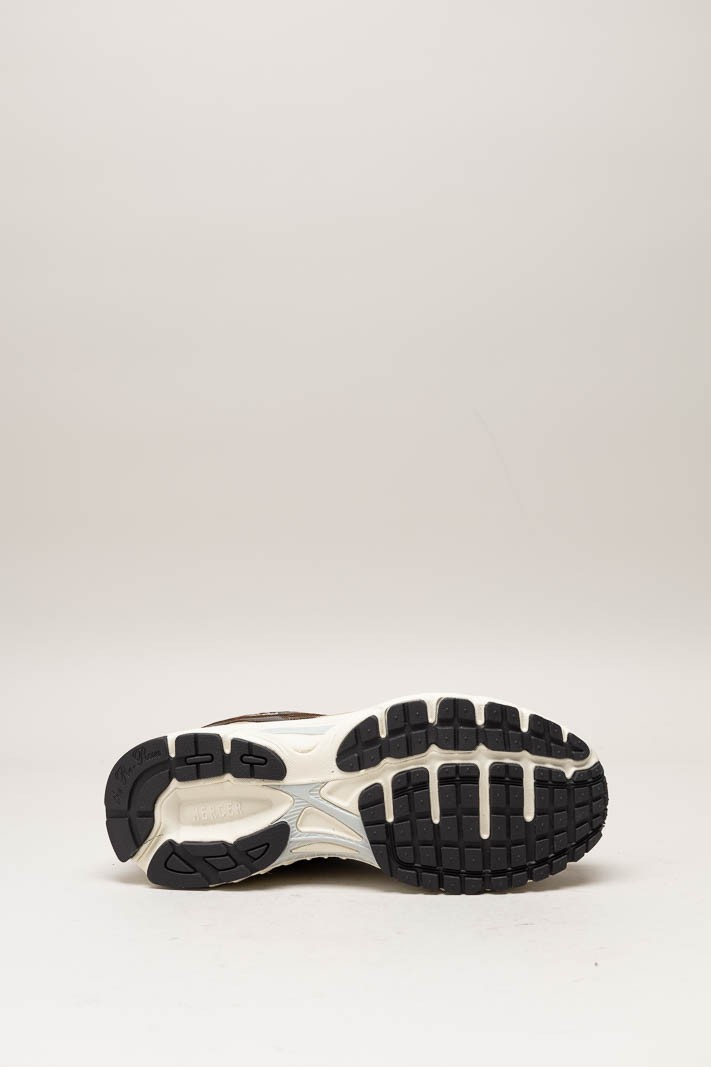Brons Sneaker image