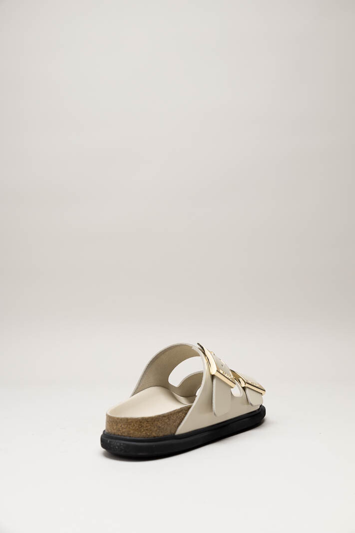 Lichtbeige Slipper image
