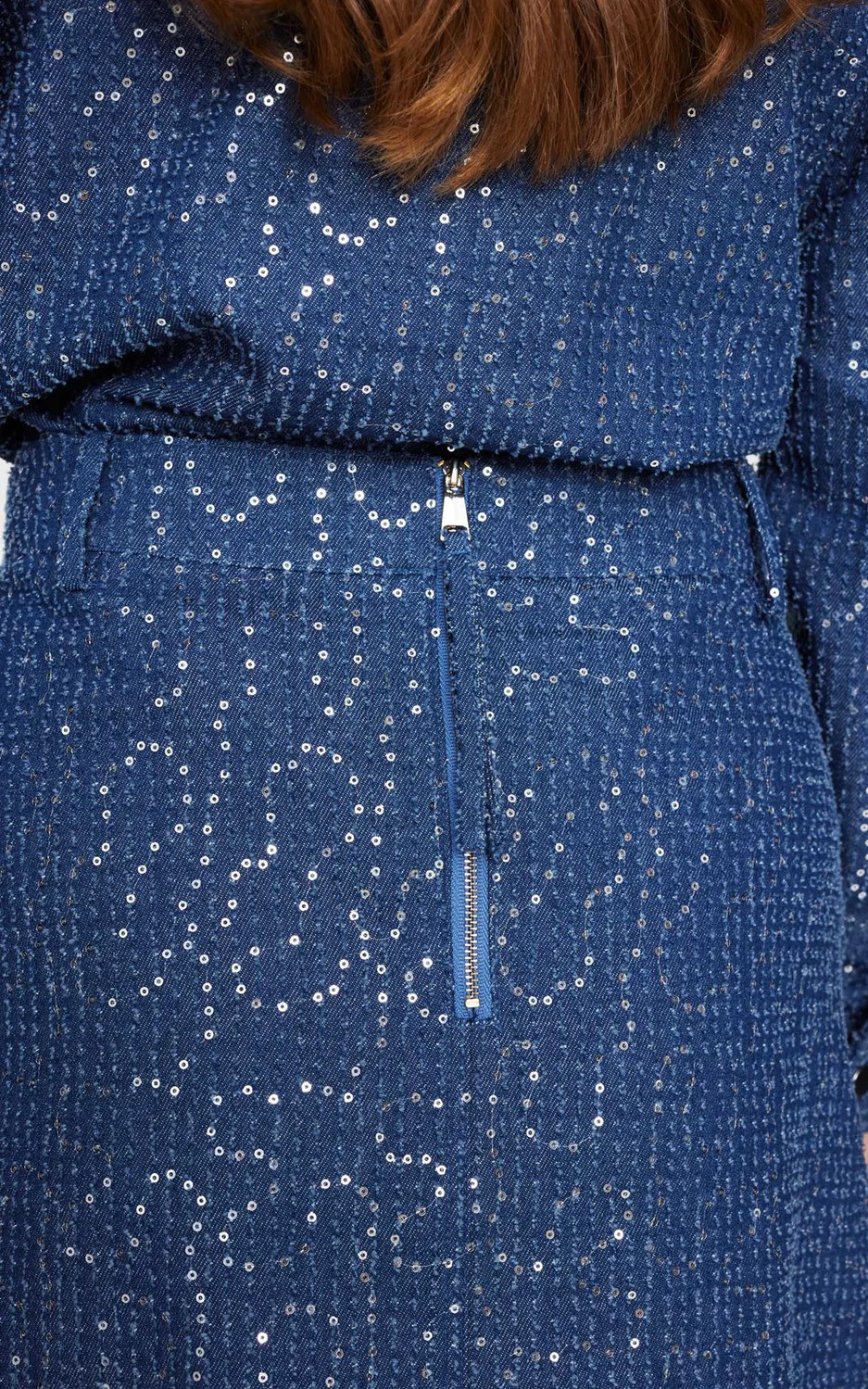 zoom in on Jeans Rok image Jeans Rok image