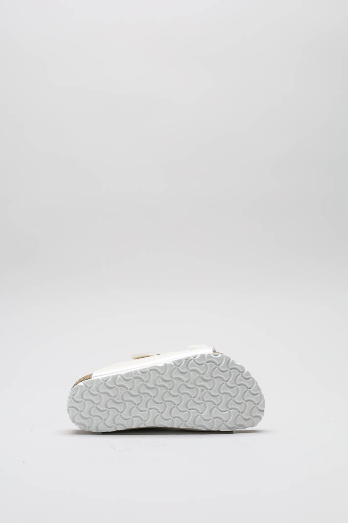 zoom in on Parelmoer Slipper image Parelmoer Slipper image