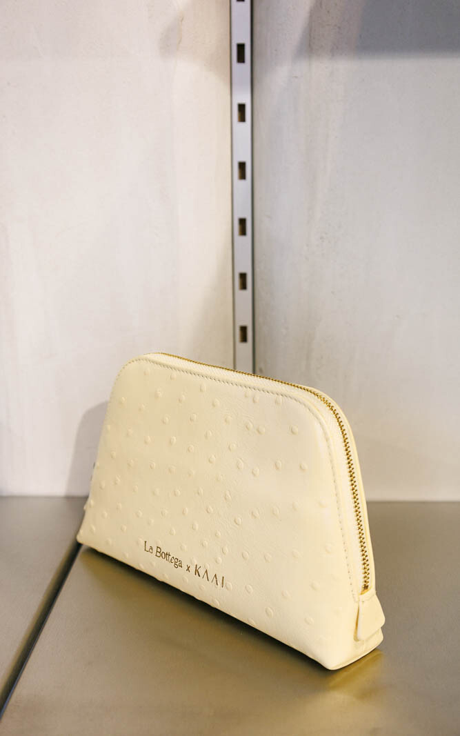 Geel Make up tas image