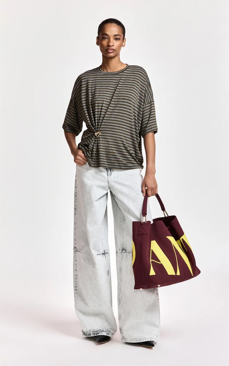 Kaki T-shirt image