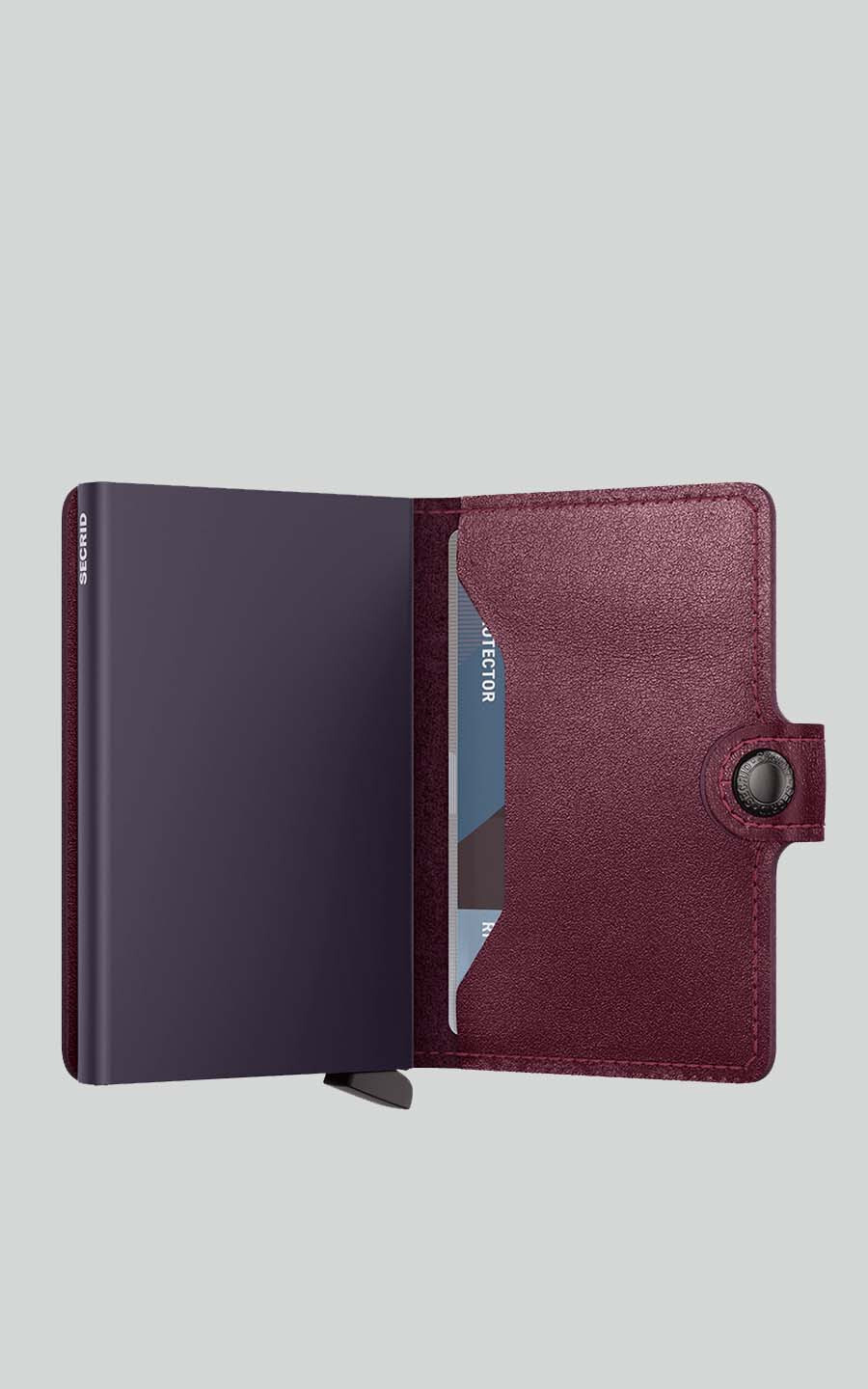 Bordeaux Card protector image