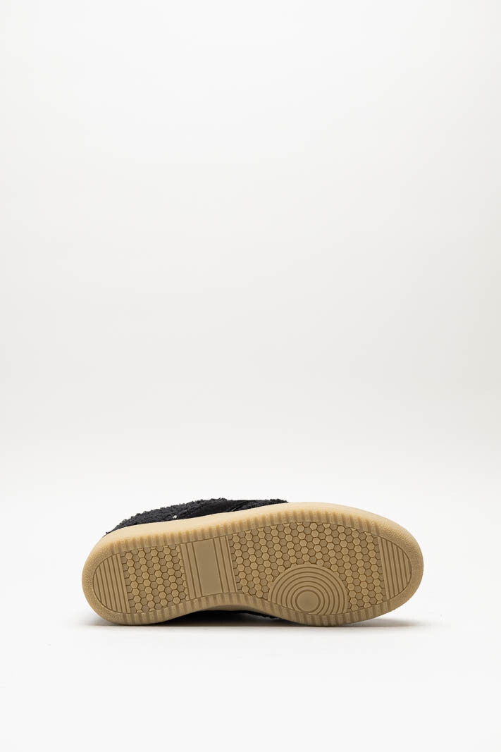 zoom in on Zwart Sneaker image Zwart Sneaker image