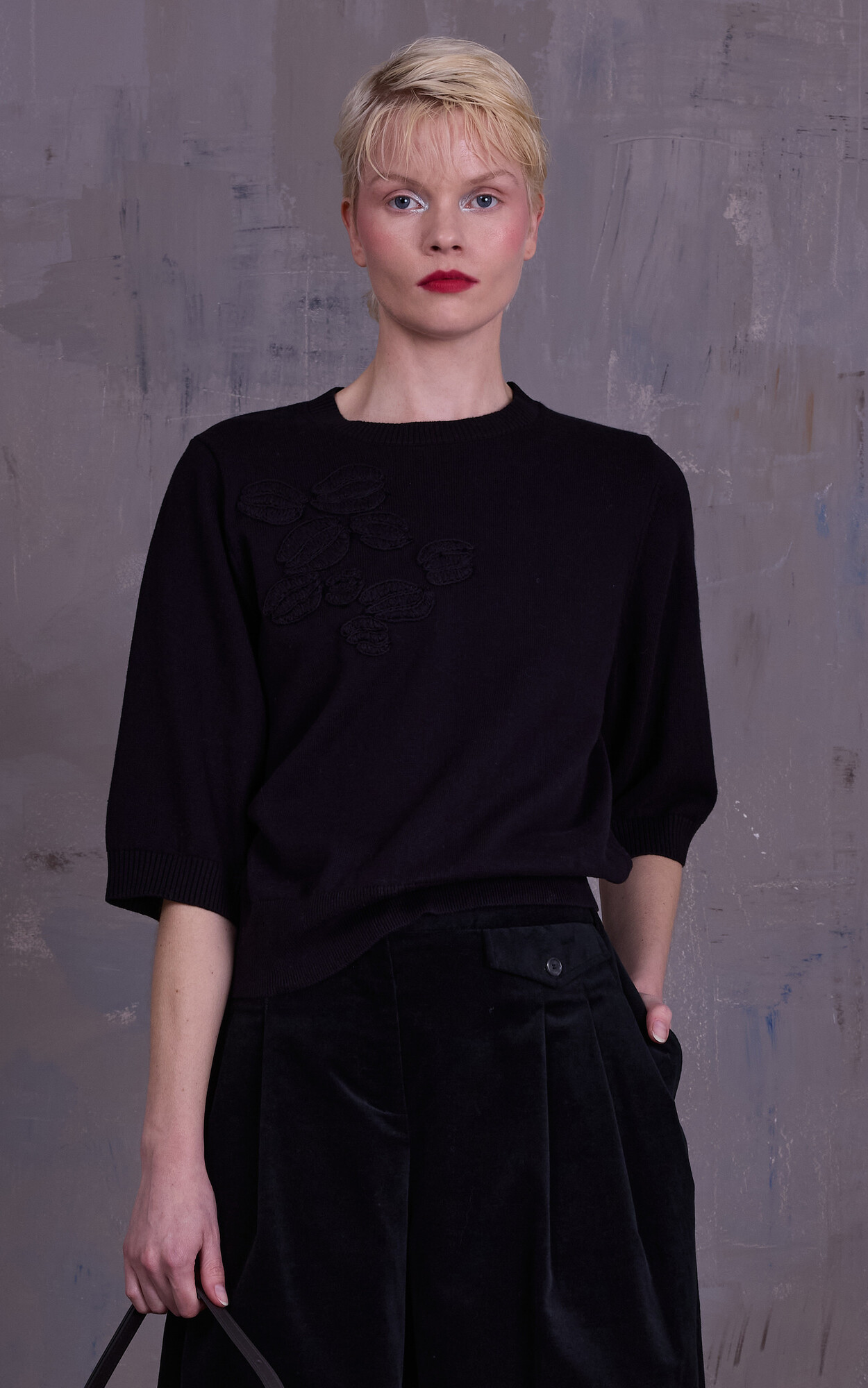 zoom in on Zwart Sweater/trui image Zwart Sweater/trui image
