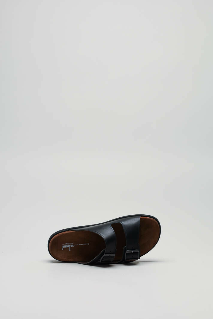 zoom in on Zwart Slipper image Zwart Slipper image
