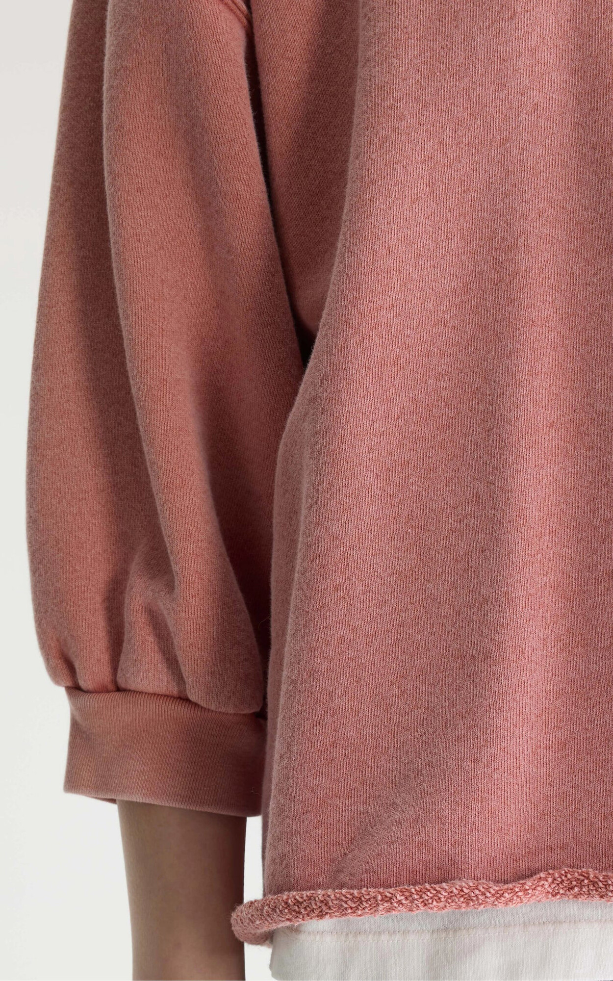 Roze Sweater image