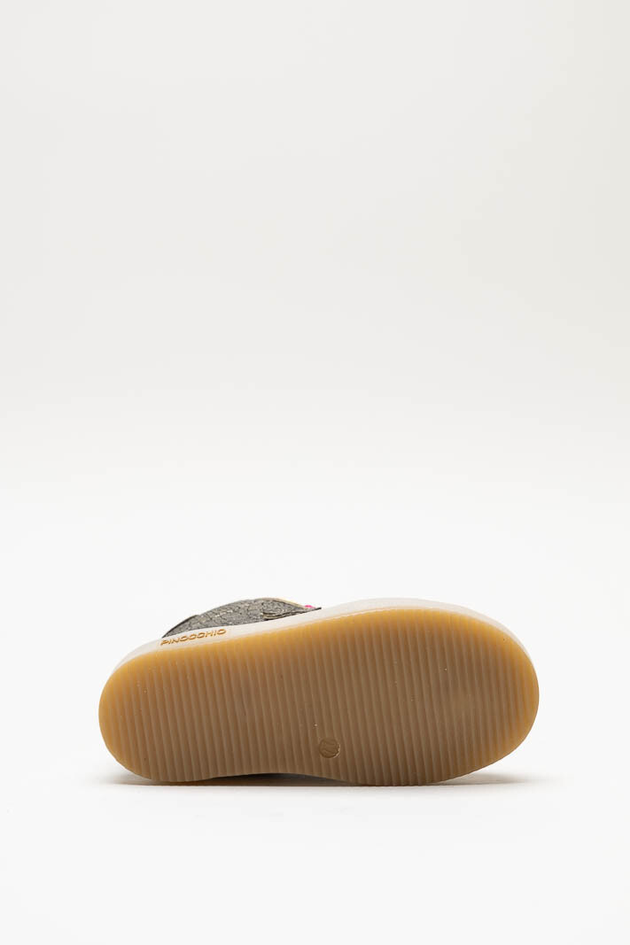 zoom in on Goud Sneaker image Goud Sneaker image
