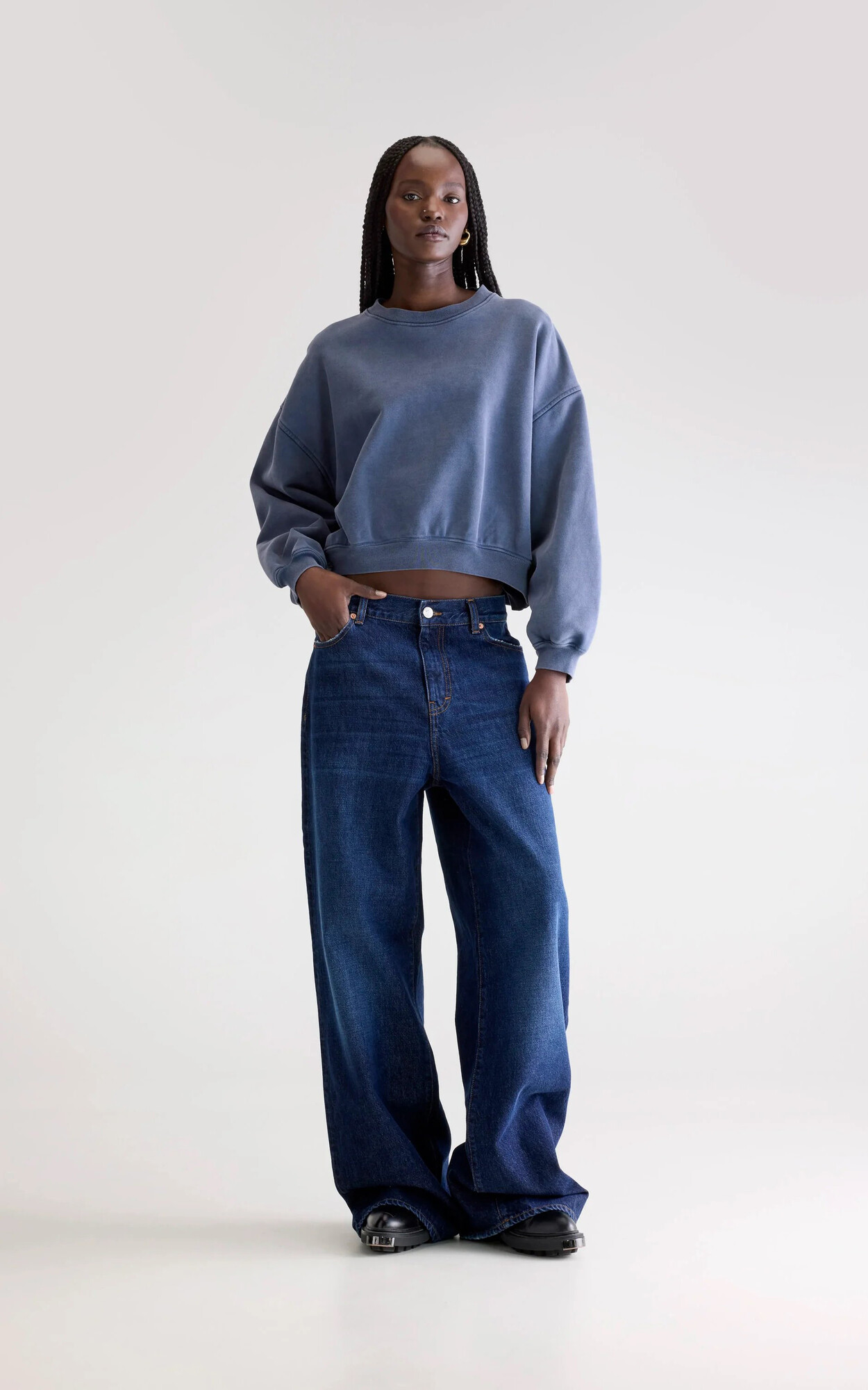 zoom in on Blauw Sweater/trui image Blauw Sweater/trui image