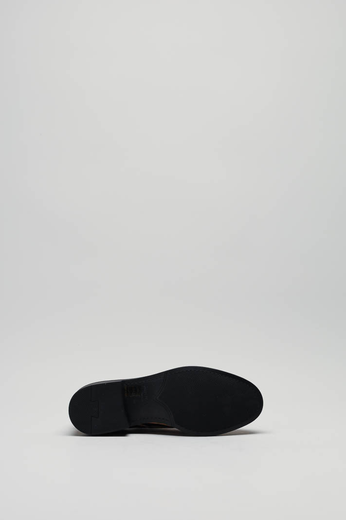 zoom in on Beige Veterschoen image Beige Veterschoen image