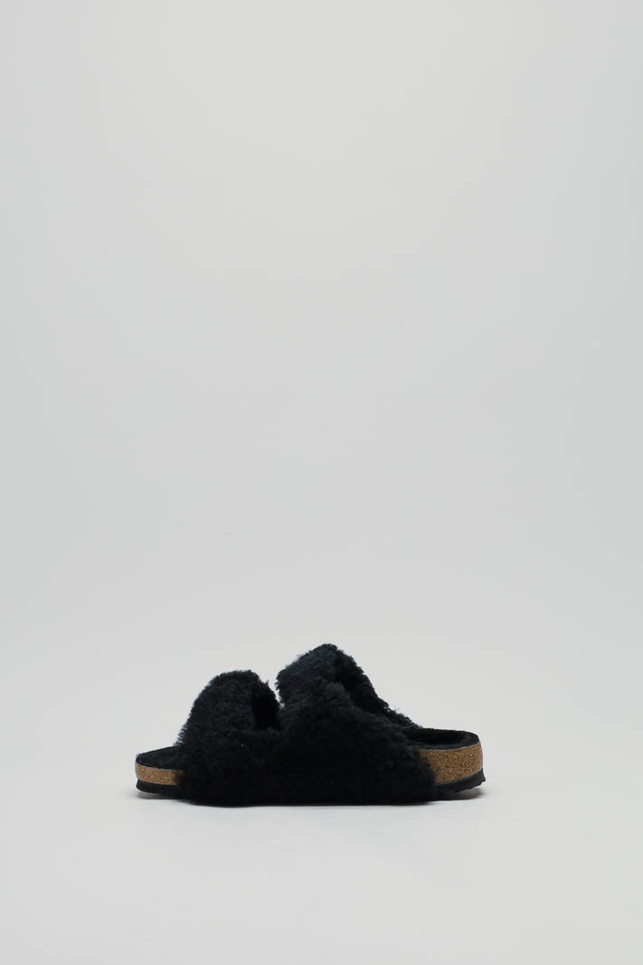 zoom in on Zwart Slipper image Zwart Slipper image