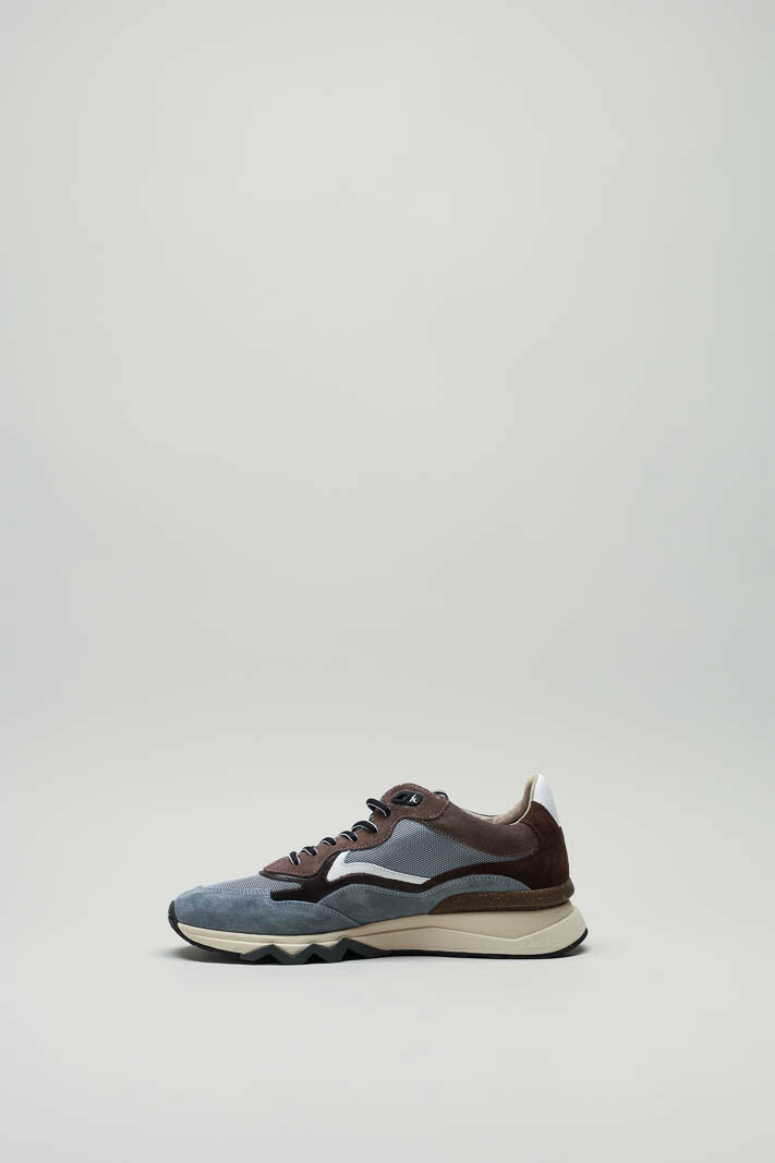 zoom in on Lichtblauw Sneaker image Lichtblauw Sneaker image