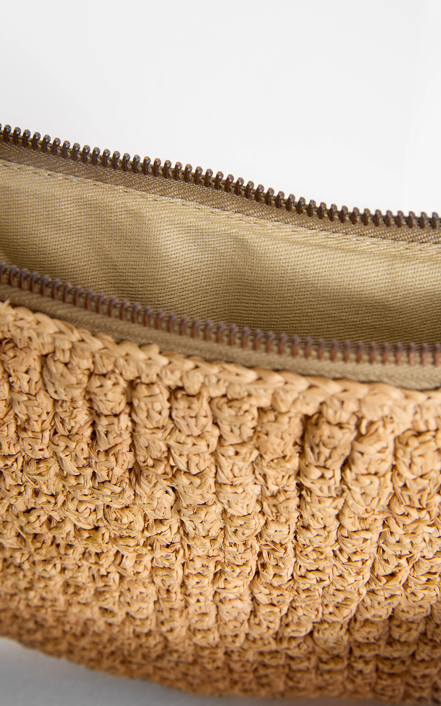 zoom in on Lichtbeige Clutch image Lichtbeige Clutch image