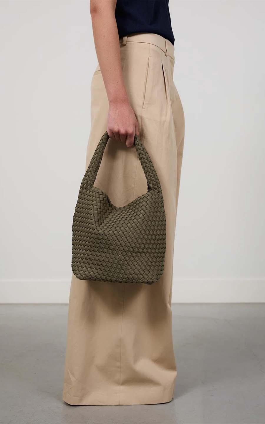 Kaki Clutch image