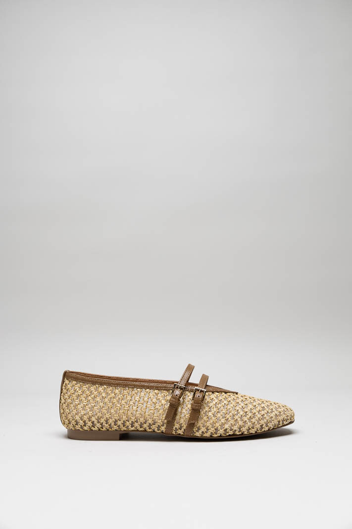 Beige Ballerina