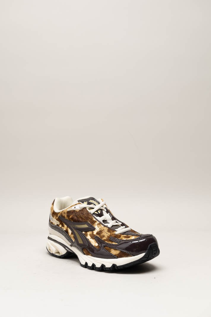 Bruin Sneaker