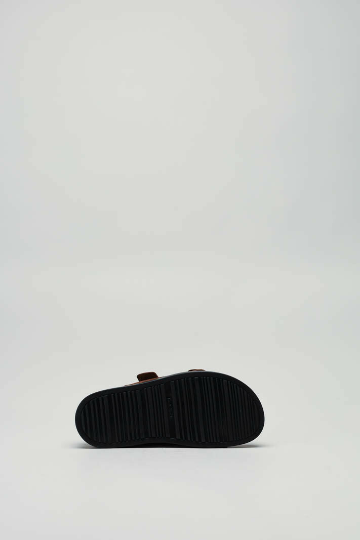 zoom in on Bruin Slipper image Bruin Slipper image