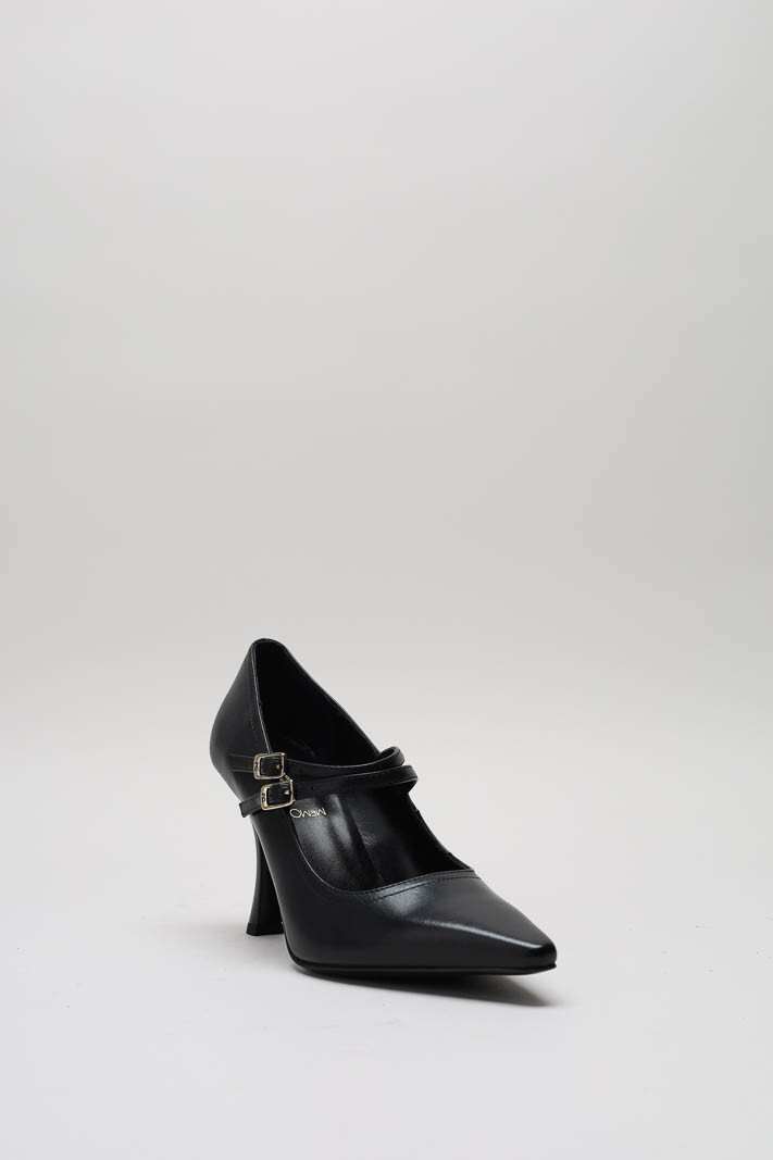 Zwart Pump
