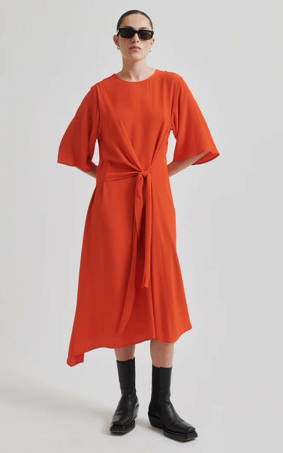 zoom in on Oranje Jurk image Oranje Jurk image
