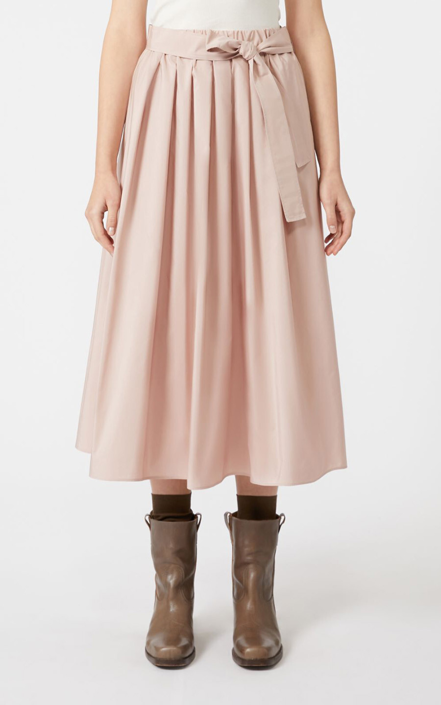 zoom in on Roze Rok image Roze Rok image
