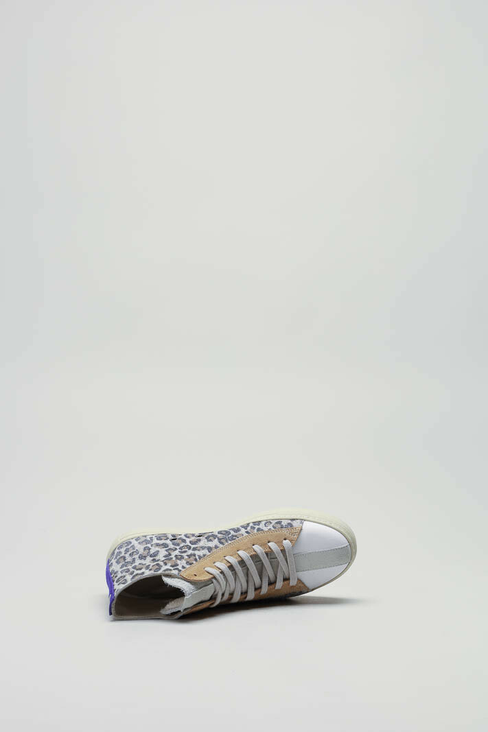 zoom in on Beige Sneaker image Beige Sneaker image