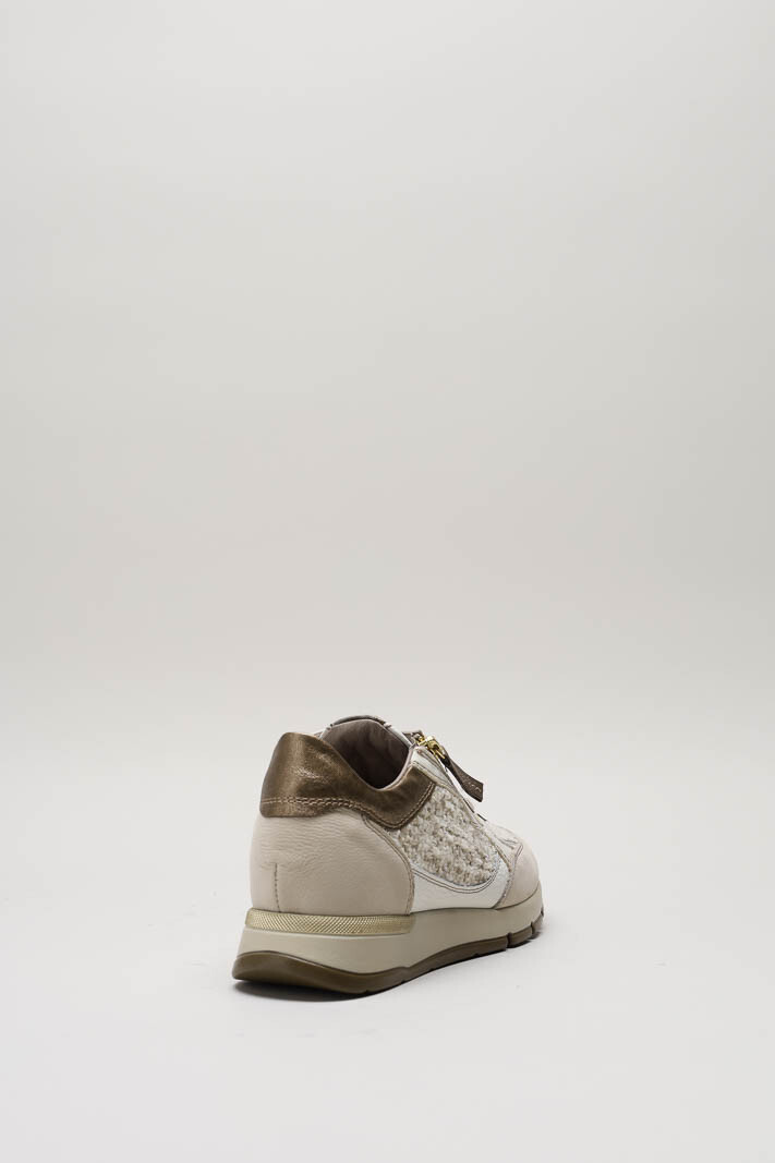 Lichtbeige Sneaker image