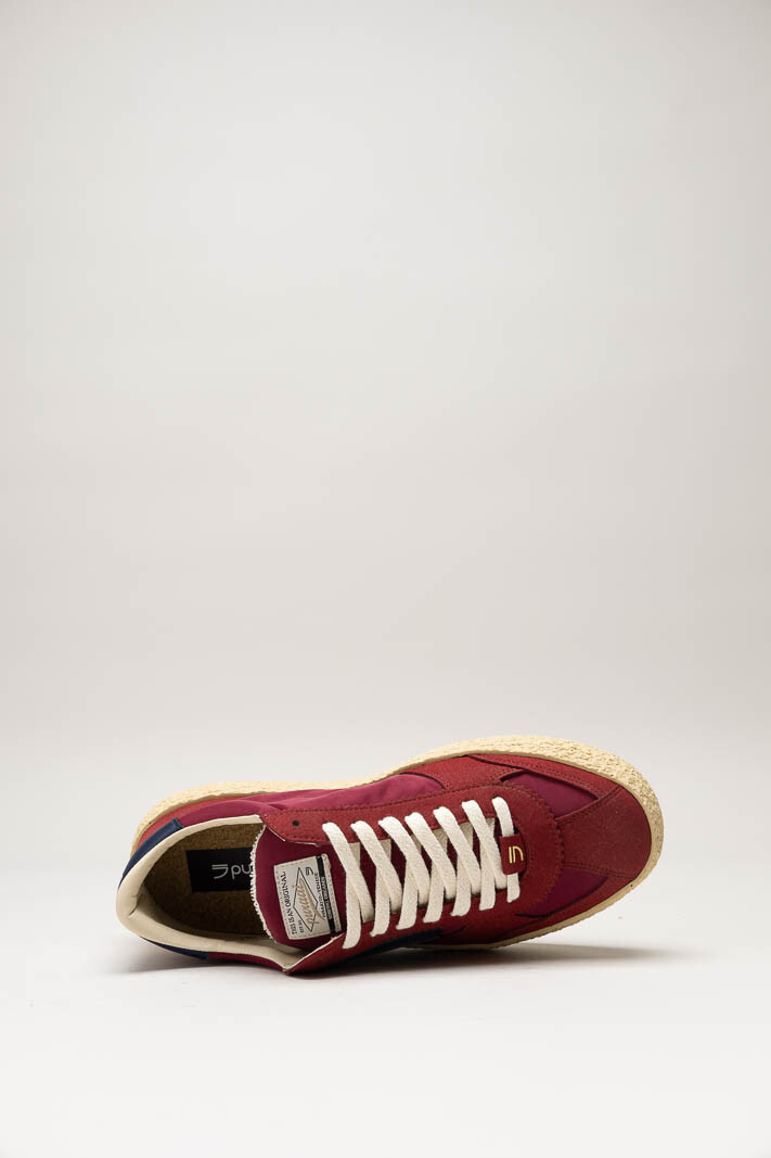 Bordeaux Sneaker image
