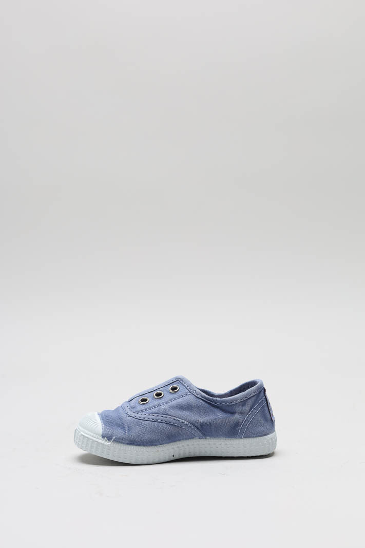 zoom in on Blauw Speelschoen image Blauw Speelschoen image