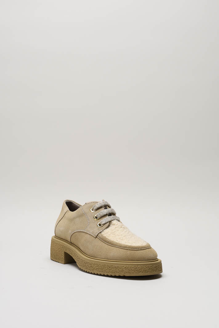 Beige Veterschoen image