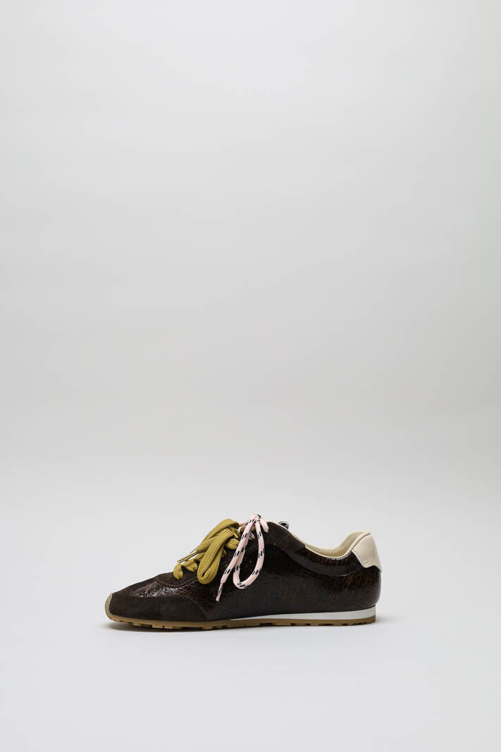 zoom in on Donkerbruin Sneaker image Donkerbruin Sneaker image