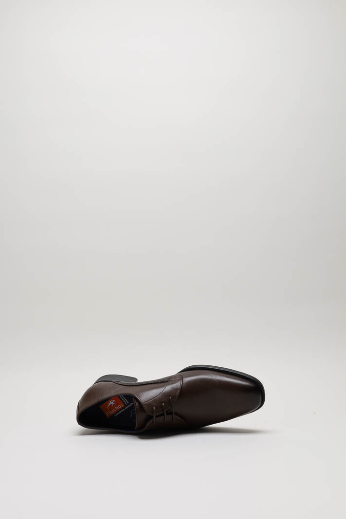zoom in on Donkerbruin Veterschoen image Donkerbruin Veterschoen image