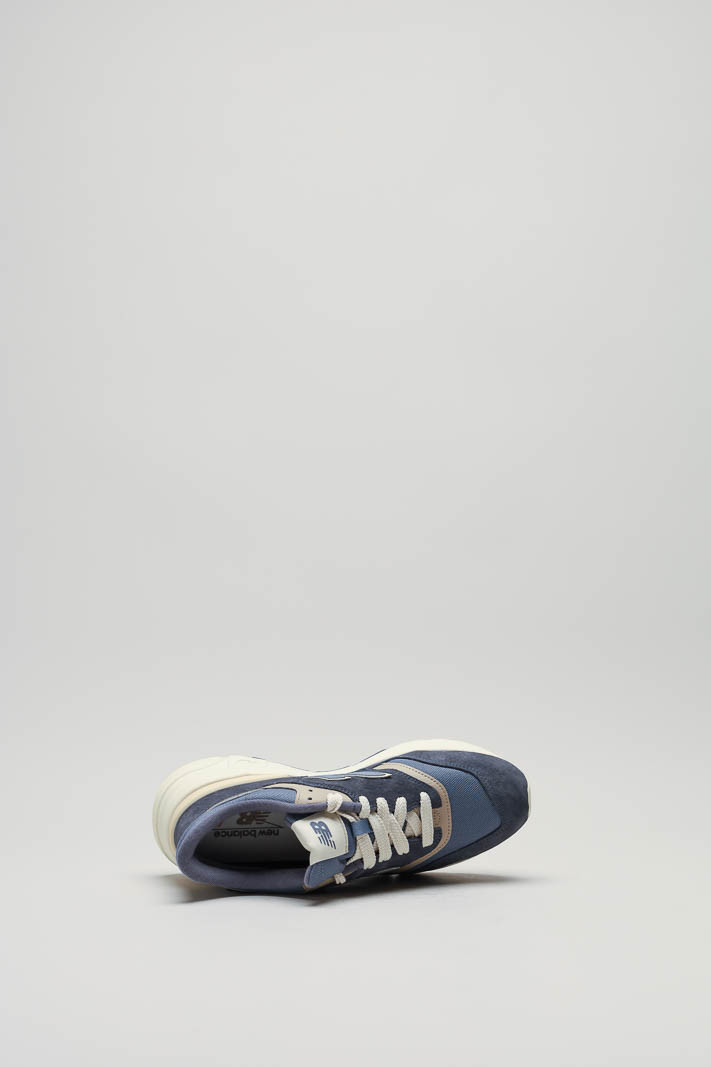 zoom in on Blauw Sneaker image Blauw Sneaker image