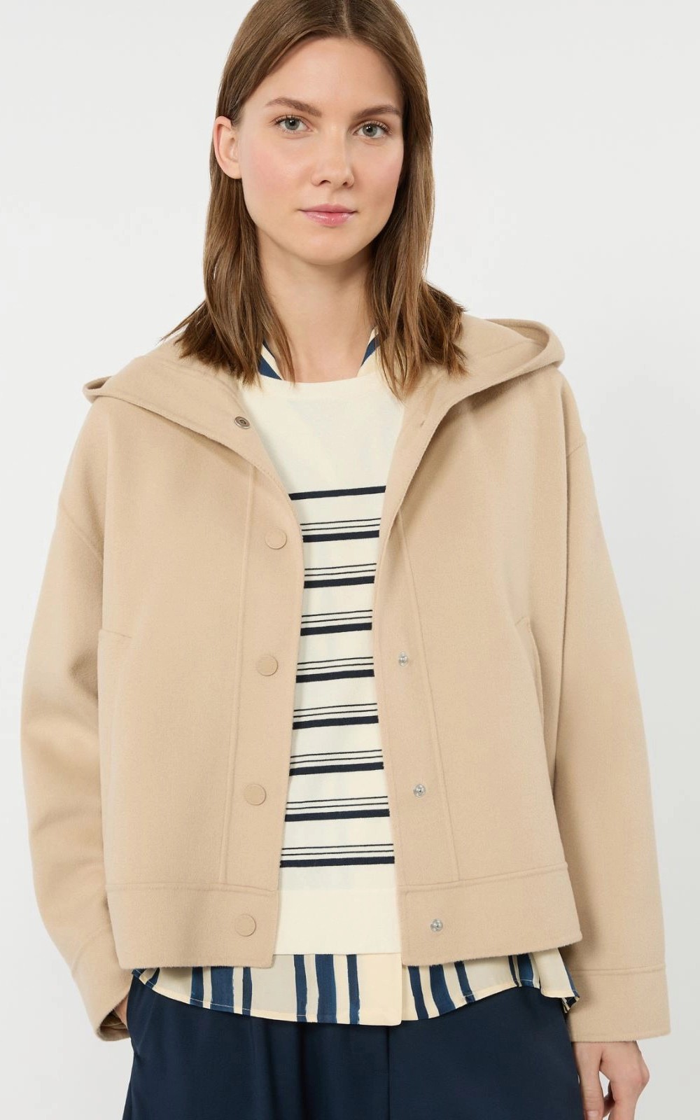 Beige Jas image