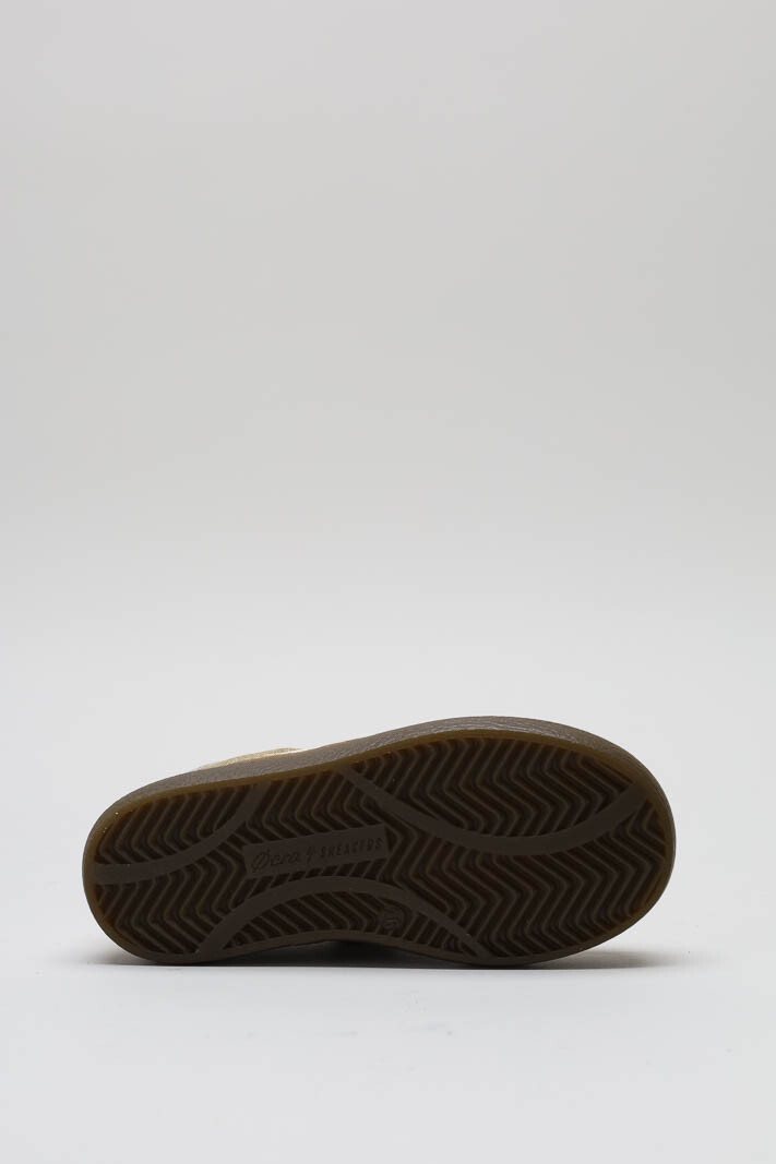 zoom in on Goud Sneaker image Goud Sneaker image