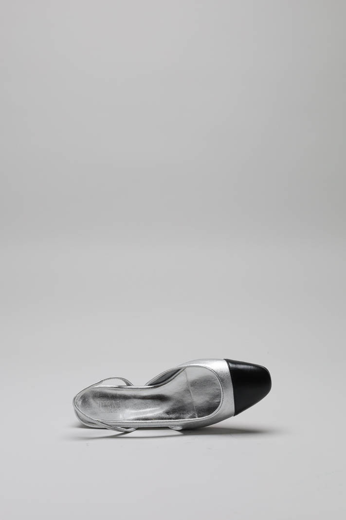 zoom in on Zilver Ballerina image Zilver Ballerina image