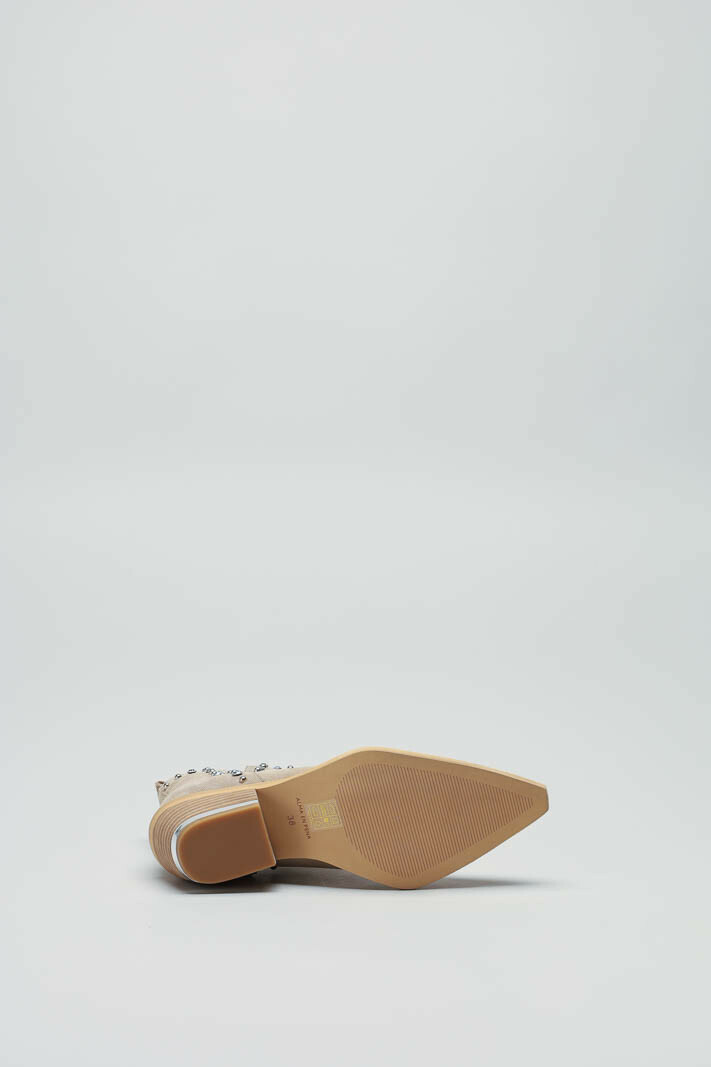 zoom in on Beige Enkellaars hak image Beige Enkellaars hak image
