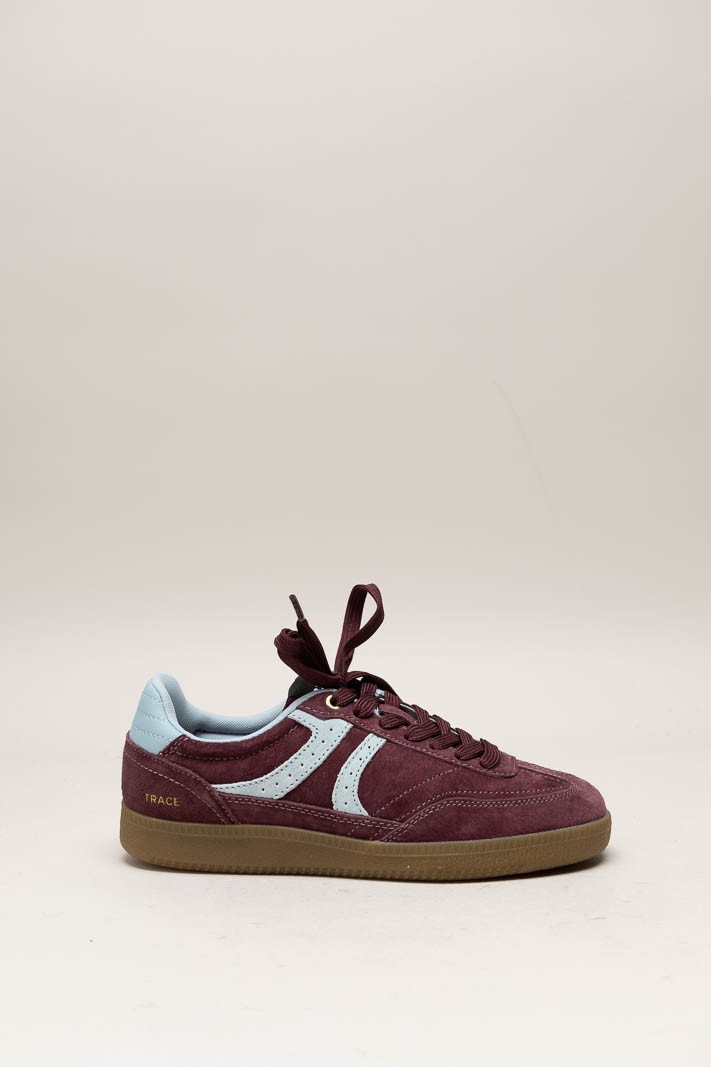Aubergine Sneaker