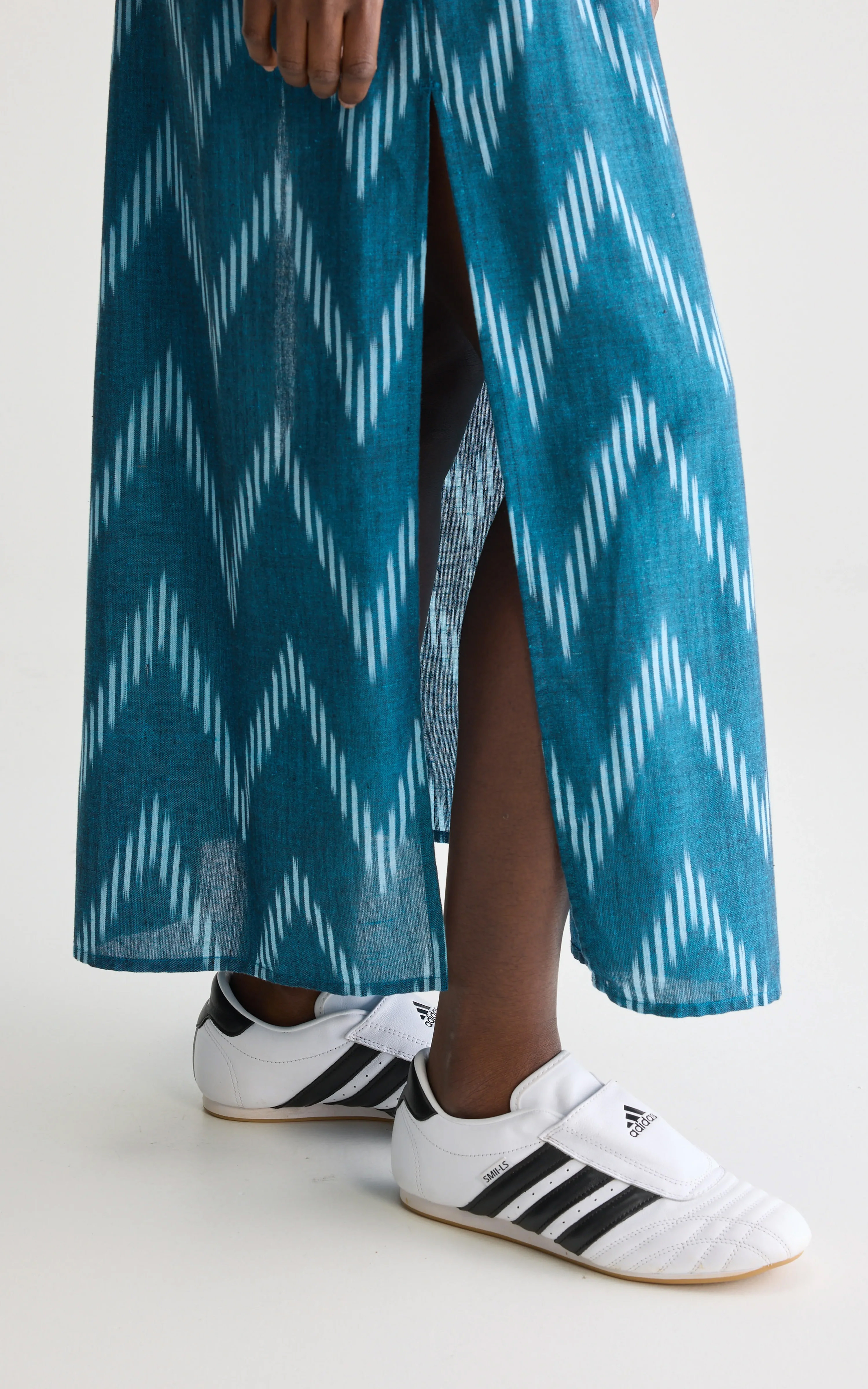 zoom in on Blauw Rok image Blauw Rok image