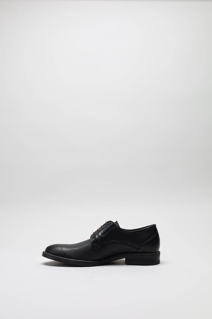zoom in on Zwart Veterschoen image Zwart Veterschoen image