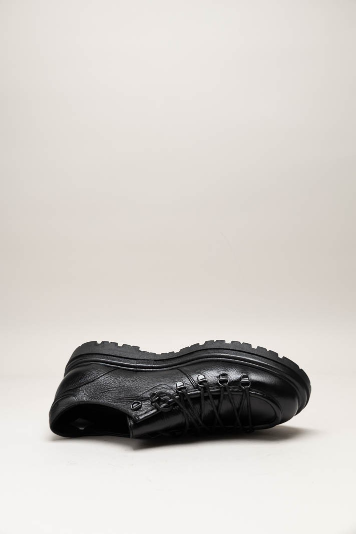 Zwart Veterschoen image