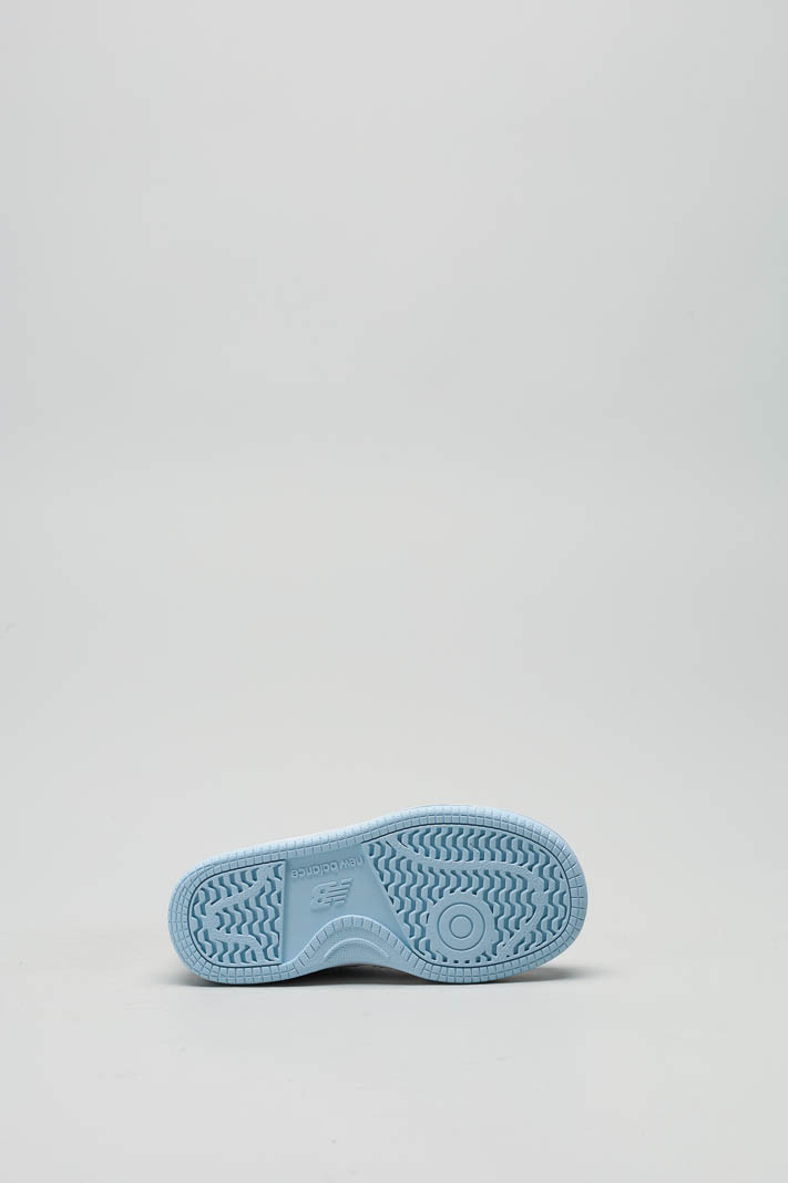 zoom in on Wit Sneaker image Wit Sneaker image