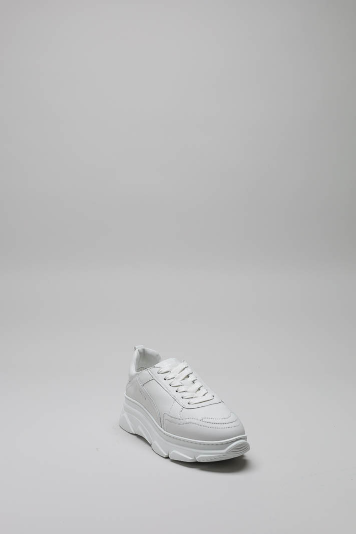 zoom in on Wit Sneaker image Wit Sneaker image