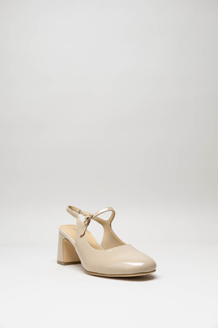 Beige Pump