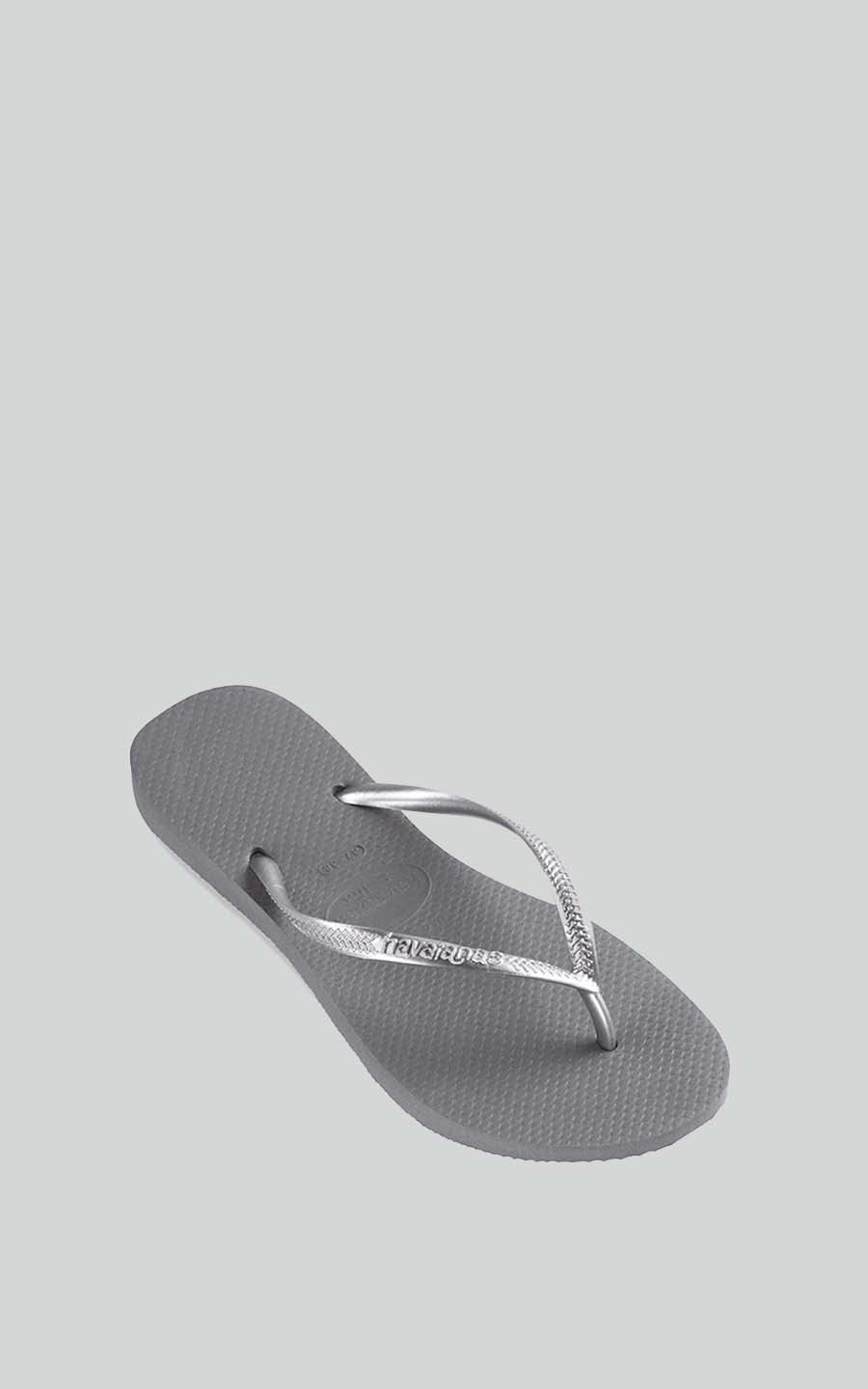 zoom in on Grijs Slipper image Grijs Slipper image