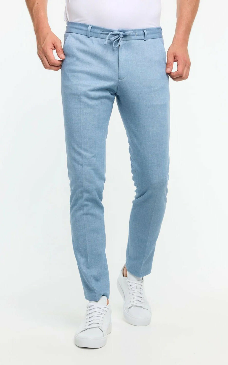 zoom in on Lichtblauw Broek image Lichtblauw Broek image
