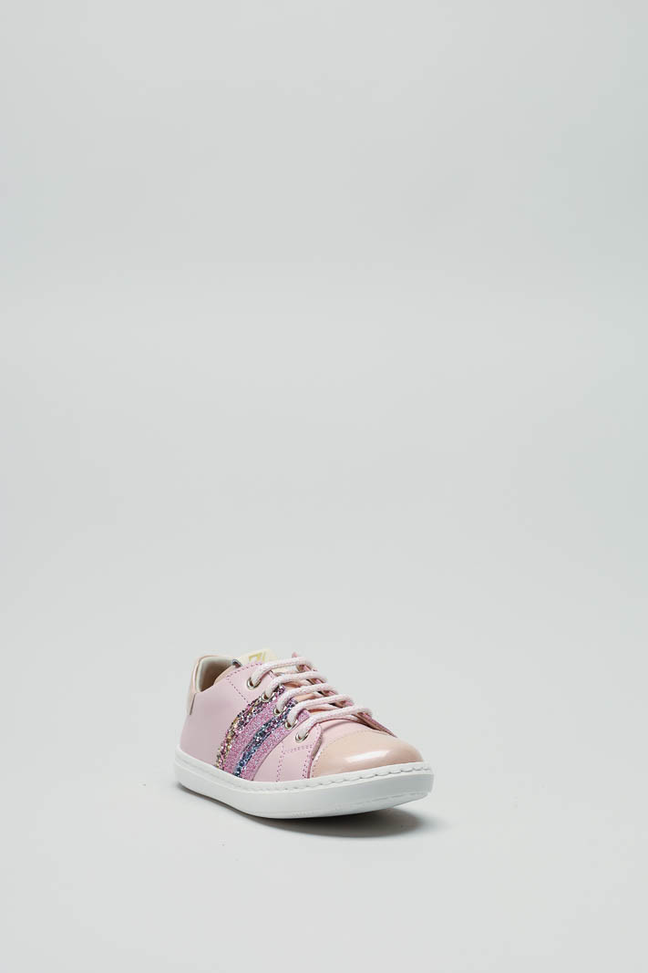 zoom in on Roze Sneaker image Roze Sneaker image