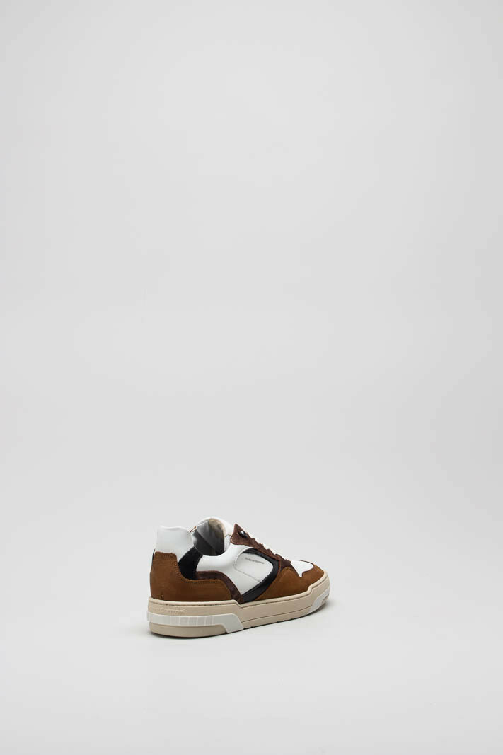 zoom in on Cognac Sneaker image Cognac Sneaker image