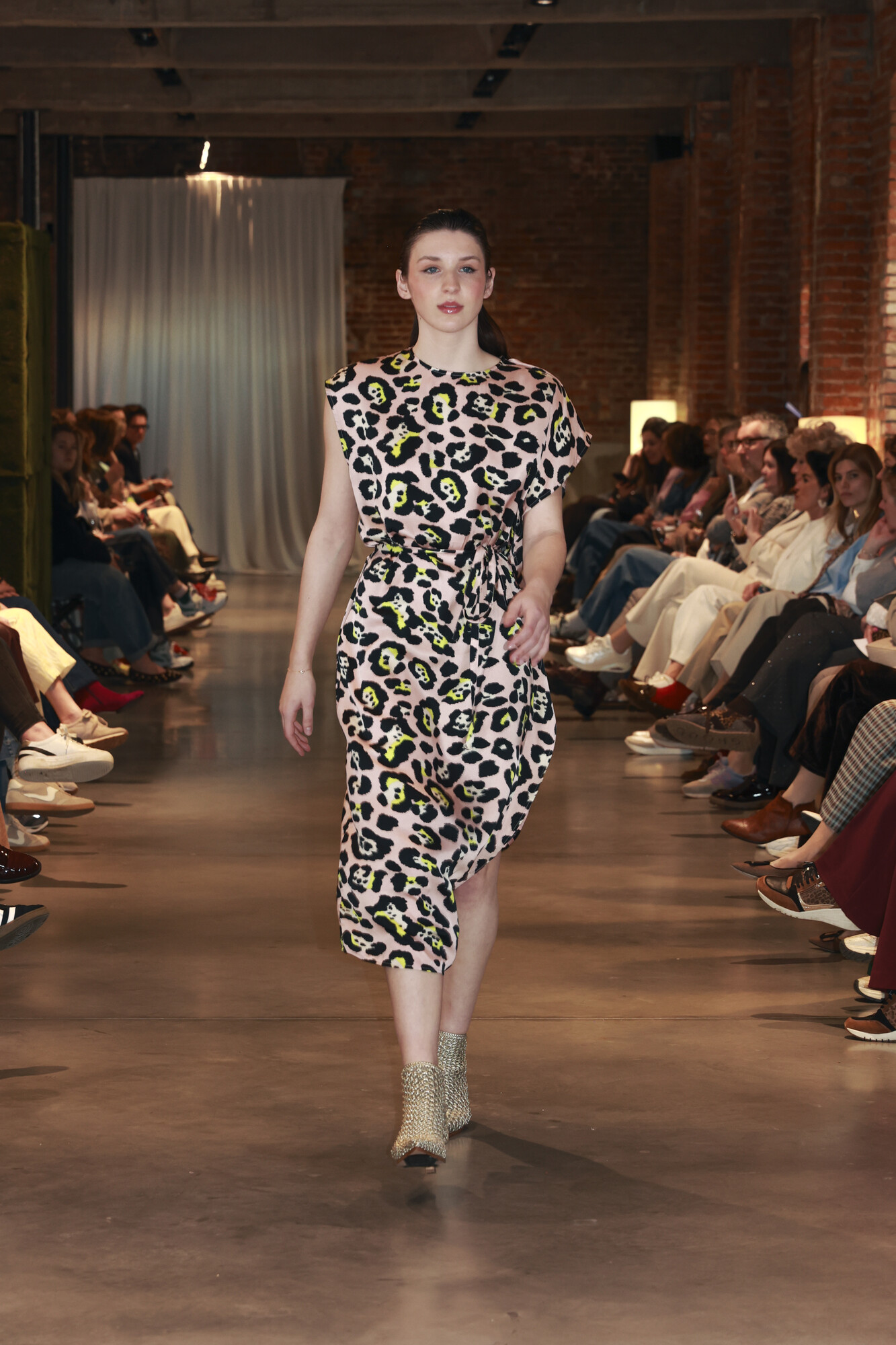 Runway show SS26 0.75