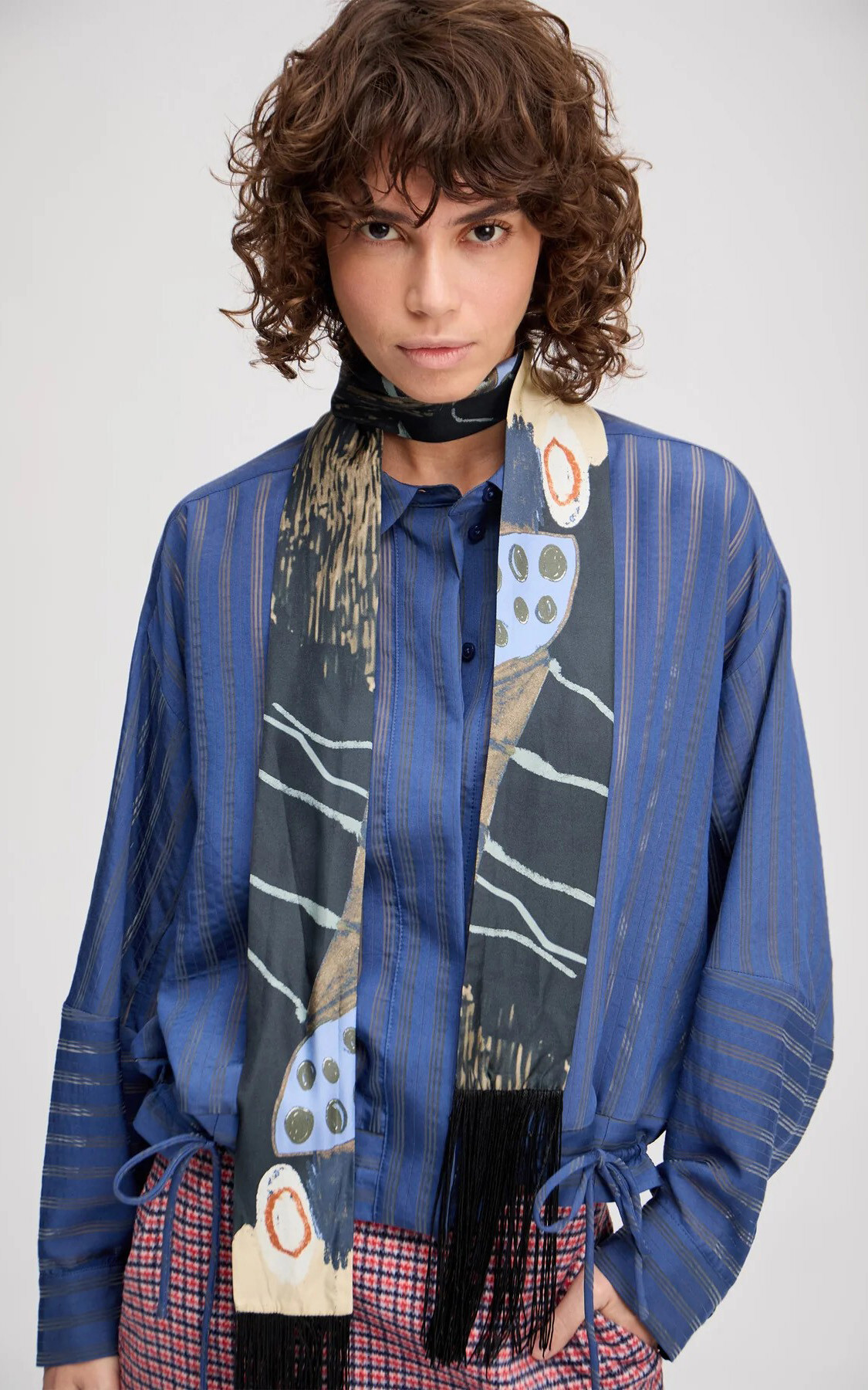 zoom in on Blauw Hemd image Blauw Hemd image