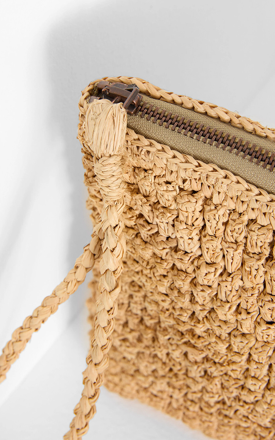 zoom in on Lichtbeige Clutch image Lichtbeige Clutch image